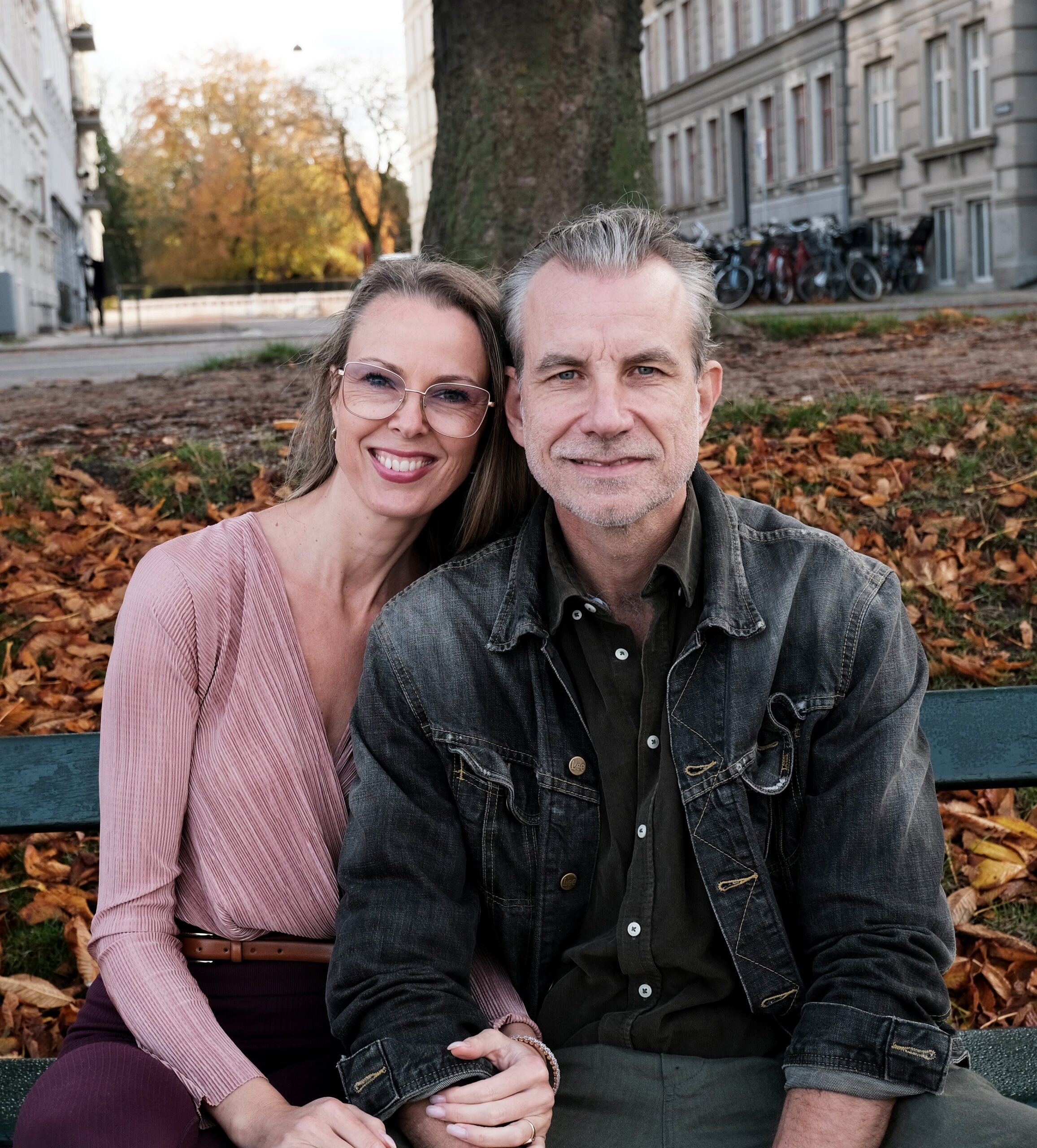 Psykoterapi, traumeterapi og parterapi ved Izzah Frost og Johannes Brormand Søndergaard